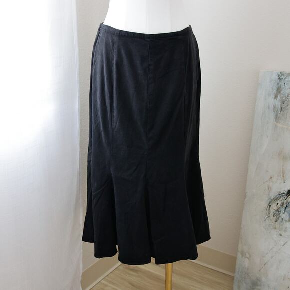 Cut Loose Tencel Minimalist Black Midi skirt size M - Picture 1 of 5